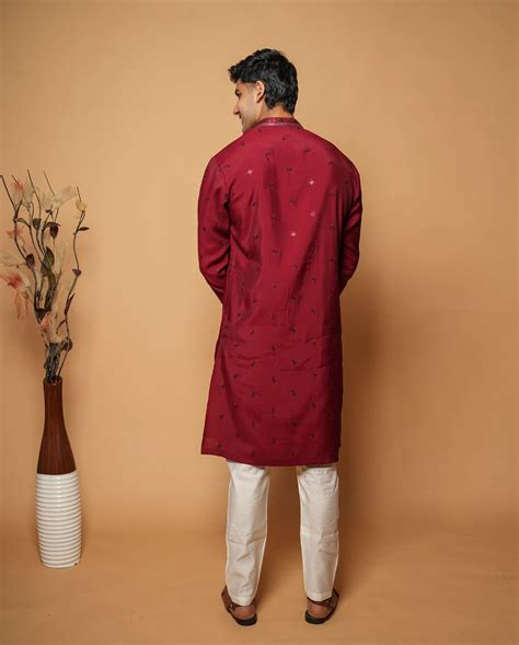 Luxury Silk Blend Kurta For Men – Timeless Ethnic Fashion – SHUBH HO