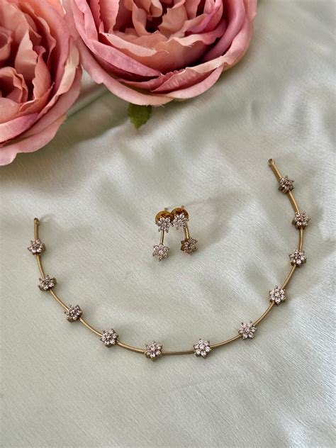 Flexible Flora AD Necklace – Ohbyozy