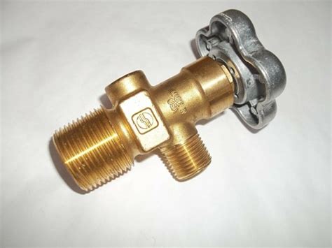 Sherwood Acetylene Tank Valve 16N, CGA 300, 34 NGT, India | Ubuy