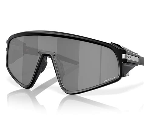 Oakley Latch Panel with Prizm sapphire Lenses – TheTriWorld