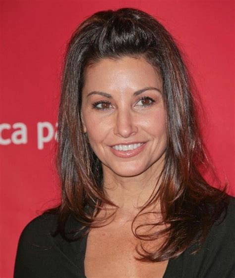 Gina Gershon's Instagram, Twitter & Facebook on IDCrawl