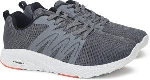 Outdoors Footwear - Buy Outdoors Footwear Online at Best Prices In ...