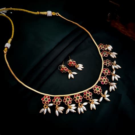 Pranaki Rice Pearl Necklace Set – The Shopping Tree