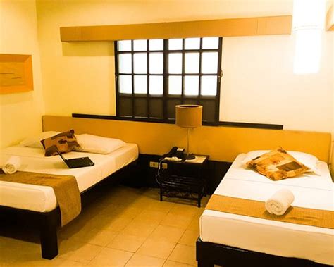 BAHAY BAKASYUNAN SA CAMIGUIN (Mambajao) - Resort Reviews & Photos ...