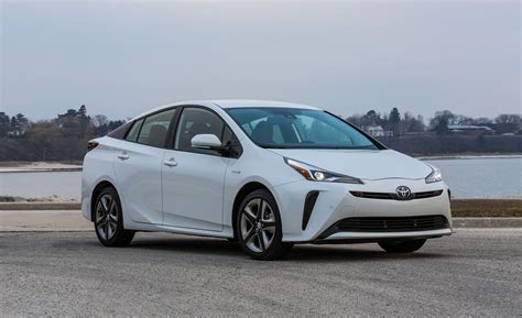 2019 Toyota Prius Reviews | Toyota Prius Price, Photos, and Specs | Car and Driver
