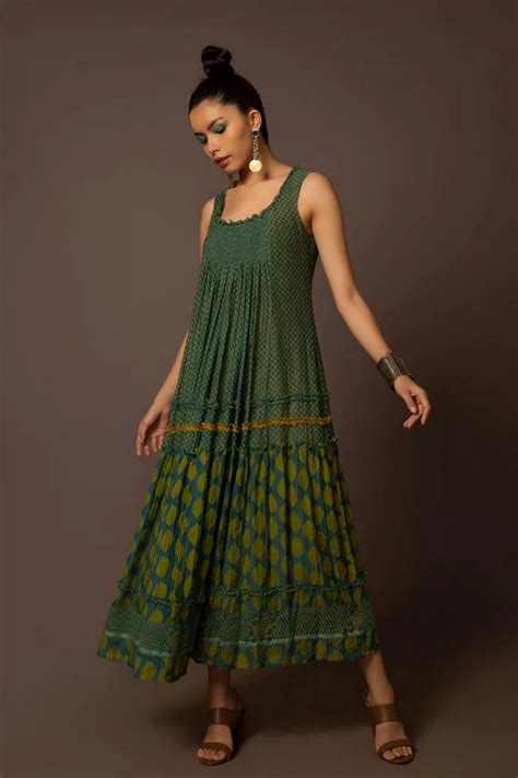 Myoho - Tier Dress - Elahe