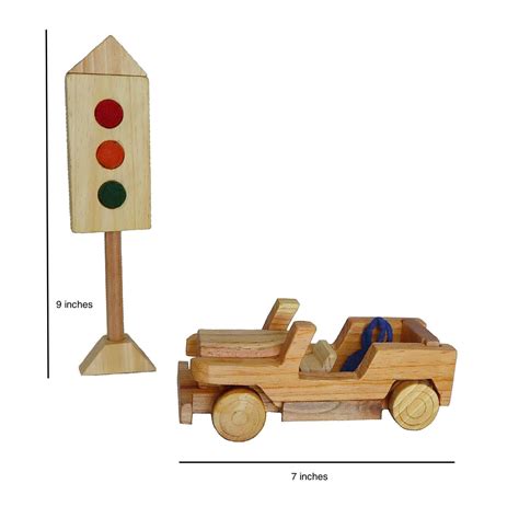 Vintage Car at the Traffic Signal – littlenuttree.in