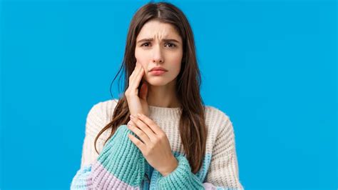 अक्ल दाढ़ से जुड़े इन 5 मिथ्स पर लोग करतें हैं भरोसा, जानें क्या है ...