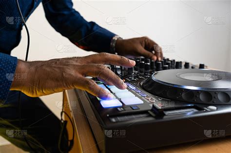 Jymmin Machine 的图像结果