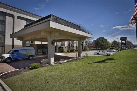 HAMPTON INN CHICAGO NAPERVILLE - Hotel Reviews, Photos, Rate Comparison ...