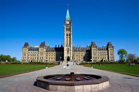 加拿大国会大厦 - 渥太华景点 - 华侨城旅游网