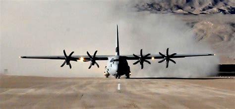 India's First Road Runway Getting Ready on Agra-Lucknow Highway ...