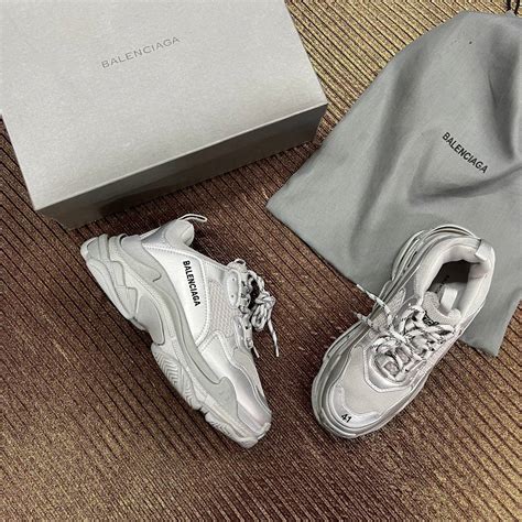 balenciaga ayakkabi triple s erkek silver