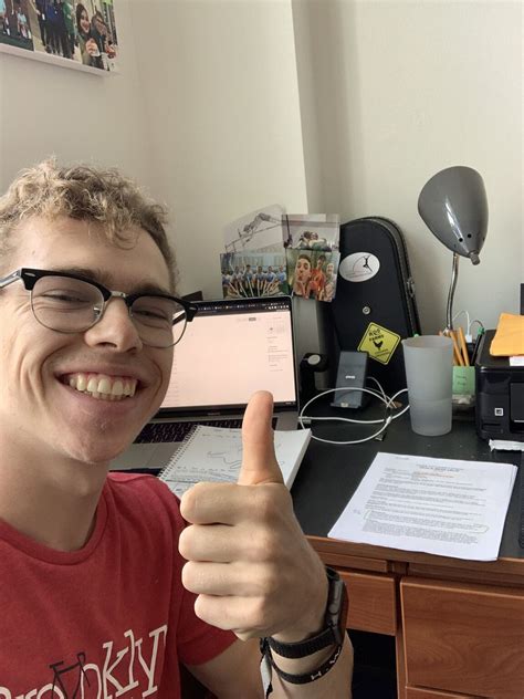 ITS MY FINAL DAY OF CLASS! (We still have 1.5 weeks left, but the rest of my assignments are out ...