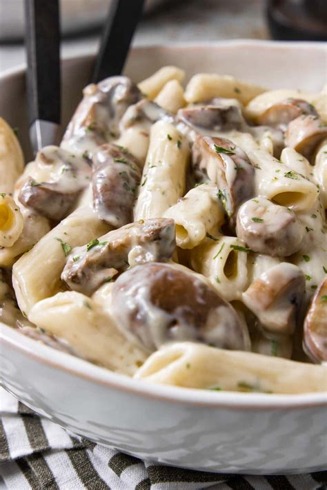 Pasta Creamy Mushroom Sauce at James Silvers blog
