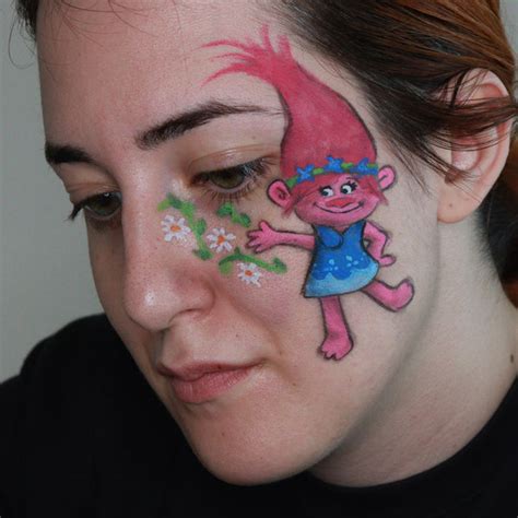 Trolls Face Paint 的图像结果