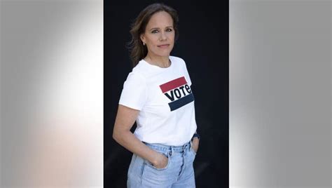 Levi's executive says she was forced to quit after speaking out against ...