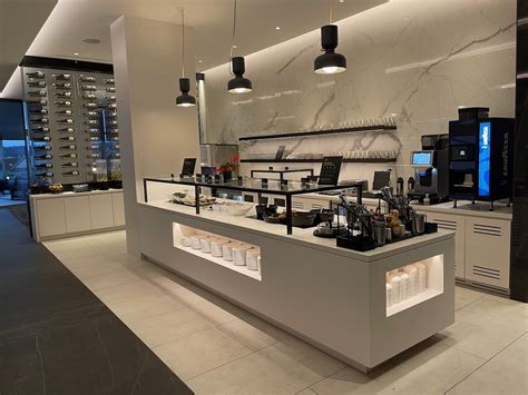 SFO Air Canada Lounge: A 2025 Review