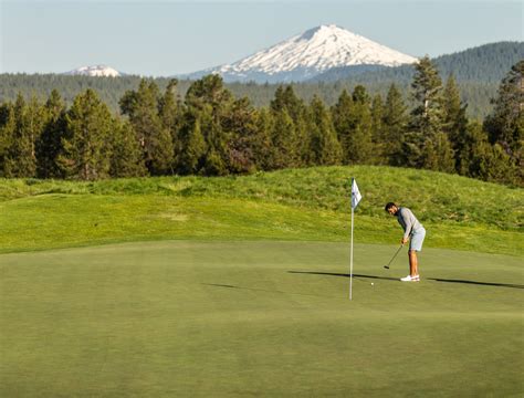 5 Reasons to Stay & Golf at Juniper Preserve Resort | Visit Central Oregon
