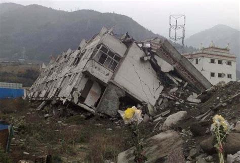 汶川地震10周年，探访漩口中学地震遗址，惨烈景象依然让人震惊|地震|地震遗址|中学_新浪新闻