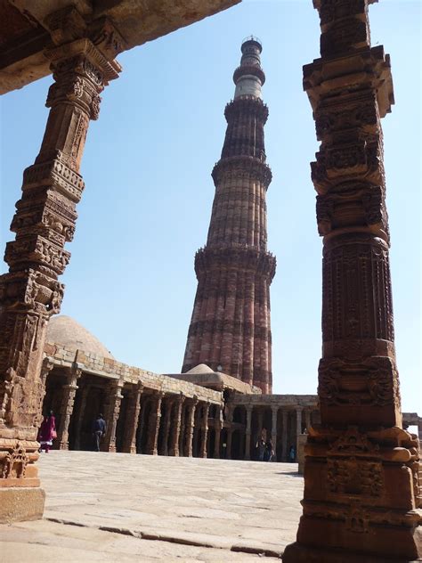 Delhi : Quwwat-ul-Islam Mosque in Qutub Complex | The journey of a thousand miles begins with ...