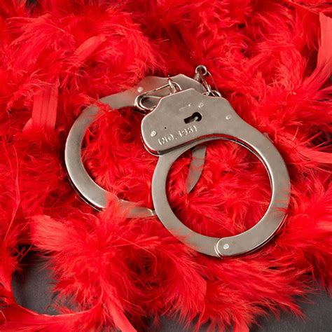 Handcuff | Premium Quality Metal & Toy Handcuffs Collection – Vintageware