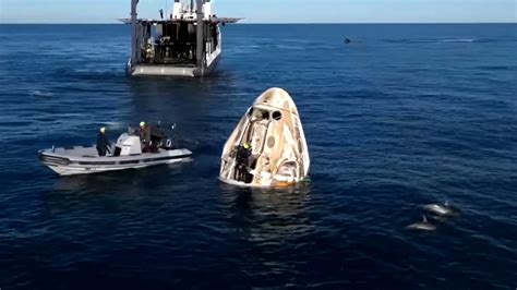 NASA astronauts Butch and Suni return to Earth after drawn-out mission ...
