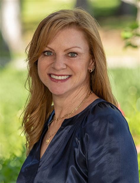 Marina Square 8101 E Belleview Ave - DHLB : DHLB