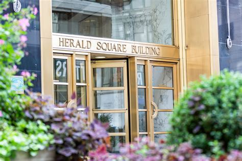 1350 Broadway, New York, NY 10018 - Herald Square Bldg | LoopNet
