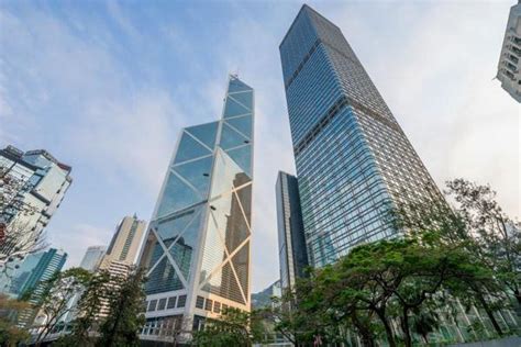 香港金融业变迁缩影：外资行陆续迁出中环 银行证券业中资崛起格局重塑