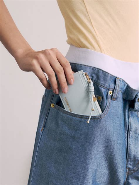 Women's Wallets | Shop Exclusive Styles | CHARLES & KEITH IN