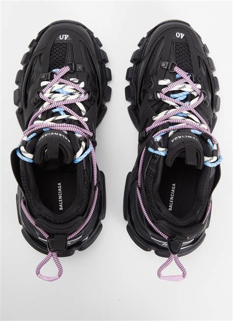 Balenciaga Track Trail Laces sneaker met mesh details • Zwart • de ...