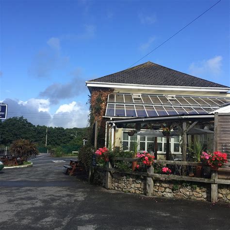 THE ROYAL INN (Par) - Inn Reviews & Photos - Tripadvisor