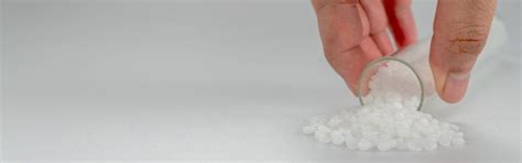 The Versatile Uses of Polyethylene Wax in Industrial Products - Alphawax