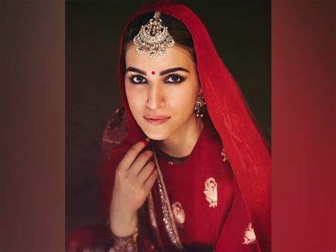 Sawan 2025: 10 Festive Red Sarees Inspired By Bollywood | Femina.in