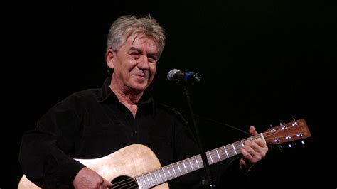 Isten éltessen, Tamás! Születésnapja előestéjén Cseh Tamásra emlékeznek ...