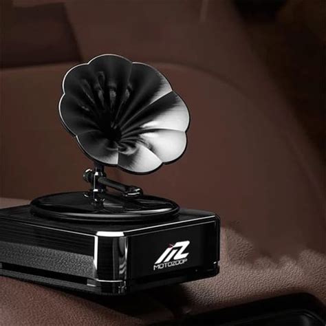 MOTOZOOP Metal Gramophone Solar Rotating Perfume Dashboard Accessories ...