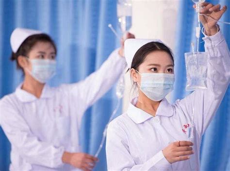 “专业护理，让伤不再痛” - 护理动态 - 护理园地 - 河南中医药大学第一附属医院