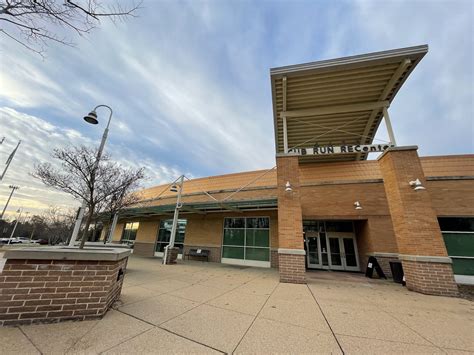 CUB RUN REC CENTER - Chantilly VA - Hours, Directions, Reviews - Loc8NearMe