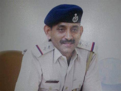 Alleged audio clip of bootlegger and PSI goes viral | બૂટલેગર-PSIની ...