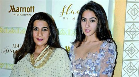 Amrita Singh Latest Updates, Gallery, Wiki, Affairs, Contact Info ...
