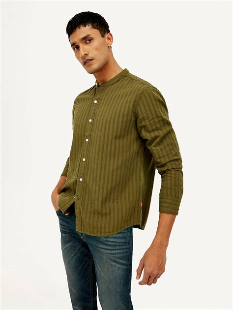 Men's Striped Slim Fit Shirt – Levis India Store