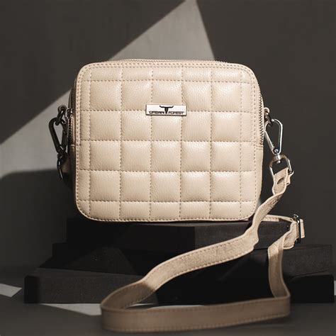 URBAN FOREST Ellie Quilted Leather Sling Bag for Women – Urban Forest