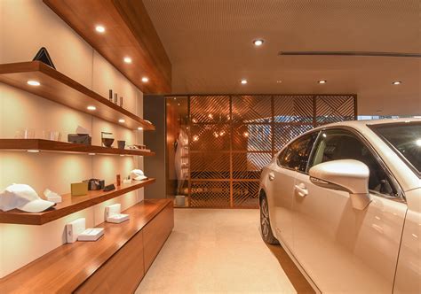 Creating an immersive retail experience