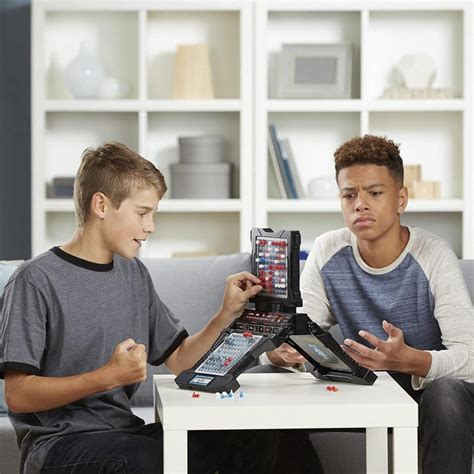 Hasbro Electronic Battleship Game — Toycra