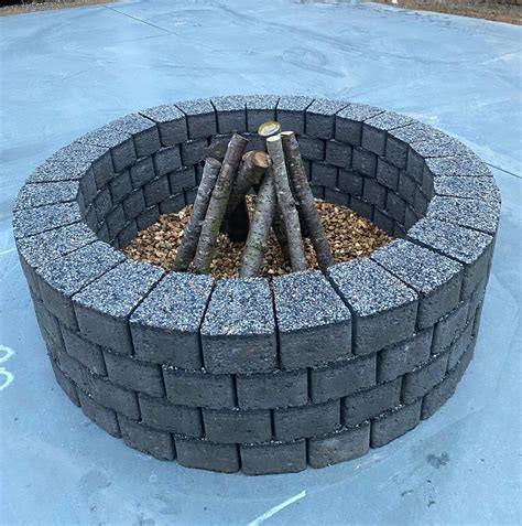 Fire Pit Block DIY Patio Block Fire Pit: A 5 Step Guide | RONA