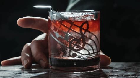 Bars In Kowloon: Top Spots For Drinks And Nightlife In Hong Kong