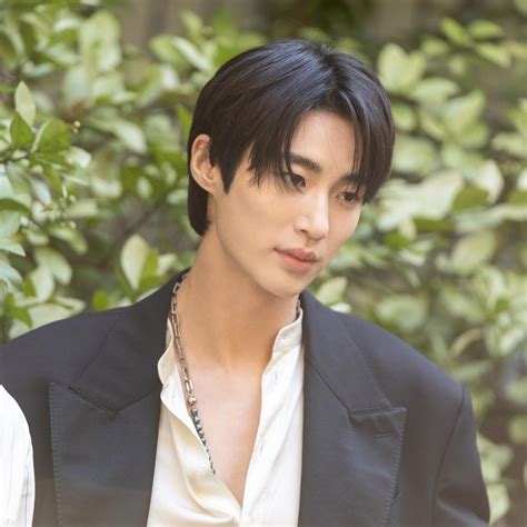 8 best movies and TV shows starring Lovely Runner's Byeon Woo-seok