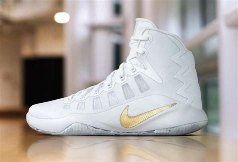 womens nike hyperdunk 2016,www.npssonipat.com