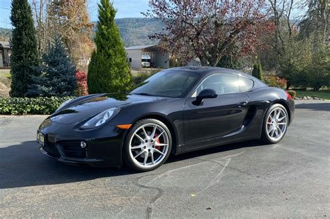 2015 Porsche Cayman S VIN WP0AB2A85FK180247 | Hagerty Valuation Tools